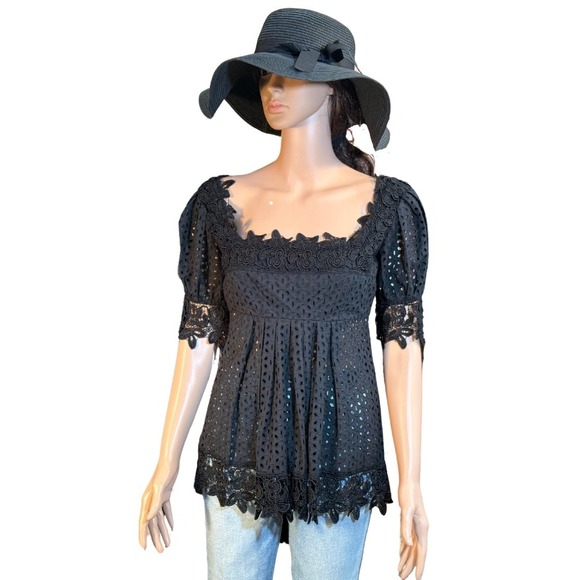 Moda International Tops - Moda International Black Eyelet Lace Cotton Babydoll Top Puff Sleeve‎ Size 6